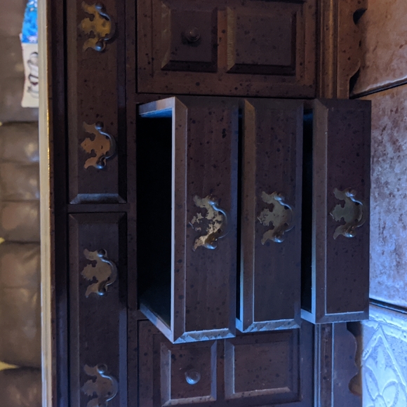 Gorgeous antique jewelry chest - Picture 7 of 9